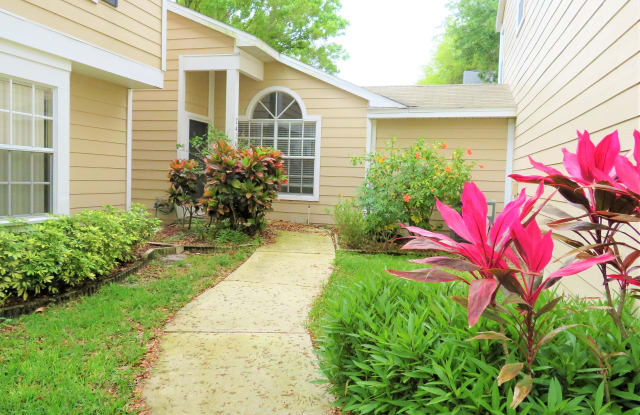 2416 Hounds Trl - 2416 Hounds Trail, Palm Harbor, FL 34683