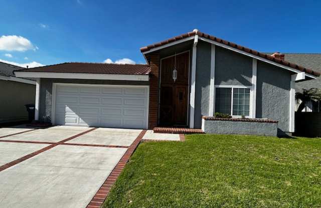 DON'T MISS OUT! HOME AVAILABLE BEGINNING OF MAY photos photos