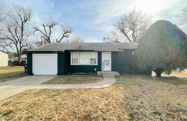 Clean 2 bedroom 1 bath home Gallery 1