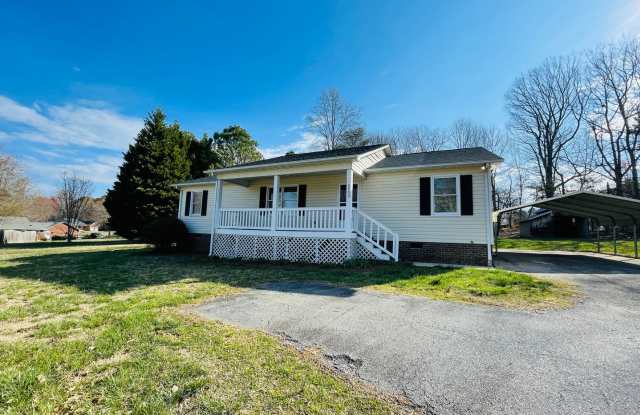 Available Now! North Lincoln Schools - 3 Bedrooms 2 Bath home on quiet street photos photos