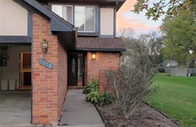 5858 NILES DR Gallery 2