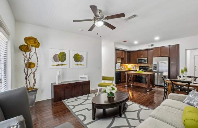 Lakewood Flats Gallery 3