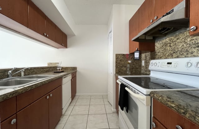 11584 Nw 44th Street photos photos