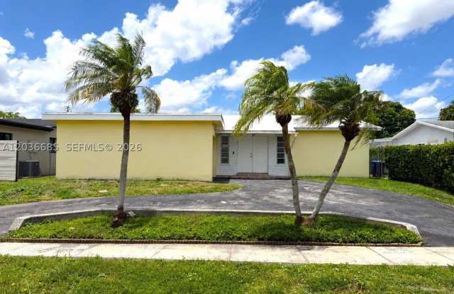 11711 NW 29th St photos photos