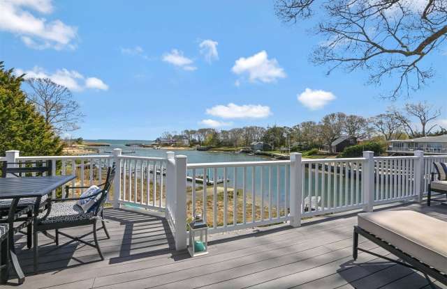 360 Bayview Drive Gallery 2
