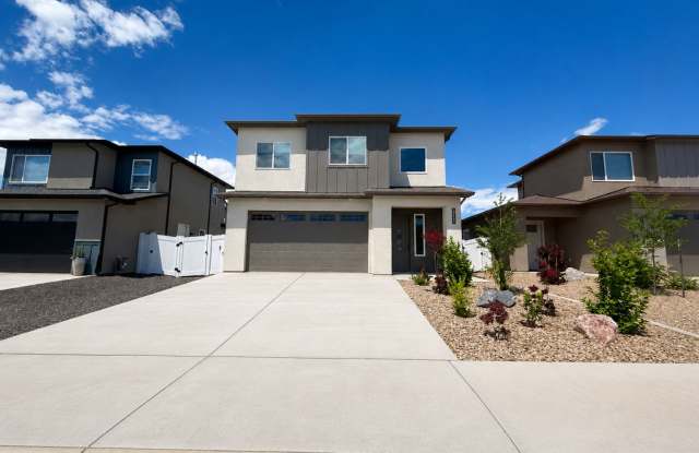 Stylish 2023 Home for Rent | 4 Bed • 2.5 Bath • Prime North Grand Junction Location photos photos
