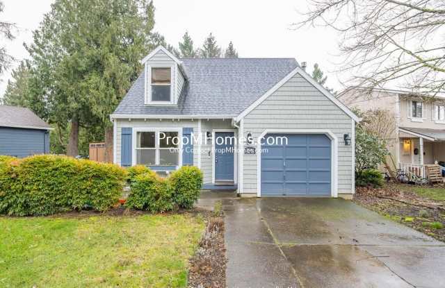 Charming Three Bedroom Home in SW Portland! - 7500 Southwest Elmwood Street, Tigard, OR 97223