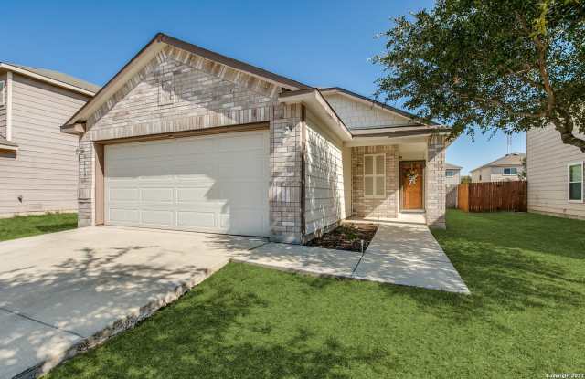 9010 OAKWOOD PARK Gallery 1