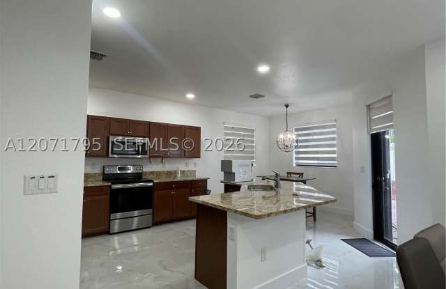 9260 W 35th Ln Gallery 4
