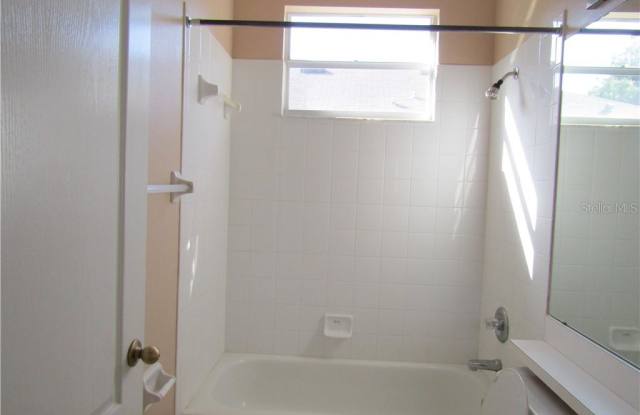 6140 KITERIDGE DRIVE Gallery 4