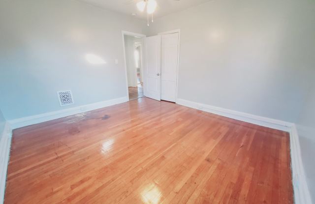 93 Sanford Avenue Gallery 4