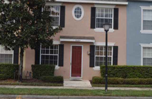 Beautiful 3-Bedroom Townhome in the Heart of Avalon Park Gallery 3