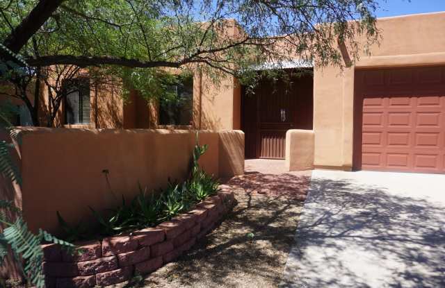 Unique 3Bdm 2Ba home is located in a great central location photos photos Unique 3Bdm 2Ba home is located in a great central location photos photos