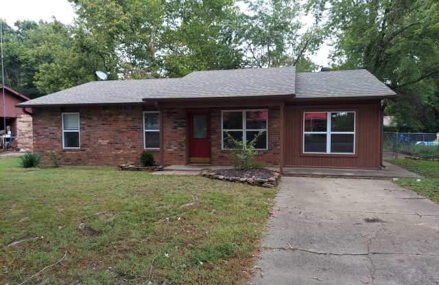 Charming 3 bed 1.5 bath home for rent in Alma. - **Coming Available Mid March** photos photos