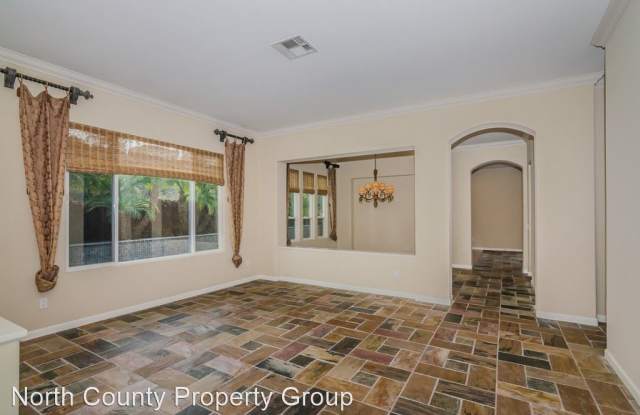 5252 Pearlman Way Gallery 4