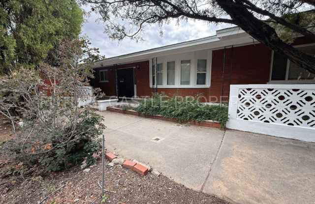 1901 Grande Boulevard Southeast Gallery 1