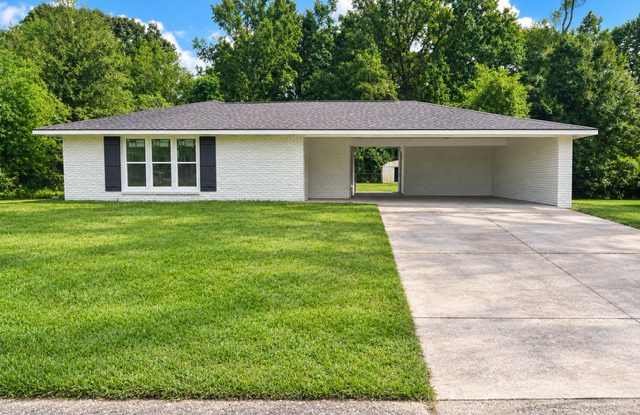 424 Baird Drive Gallery 1