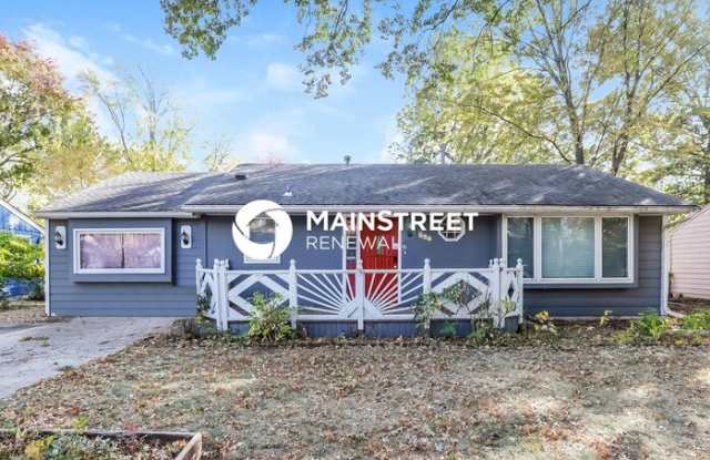 820 South Weaver Street - 820 South Weaver Street, Olathe, KS 66061