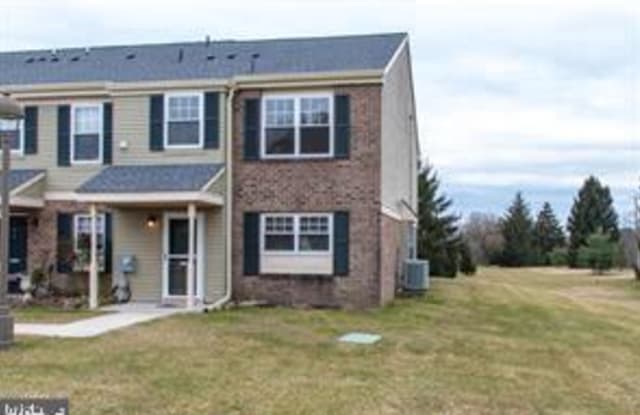 13 COVENTRY COURT - 13 Coventry Court, Blue Bell, PA 19422