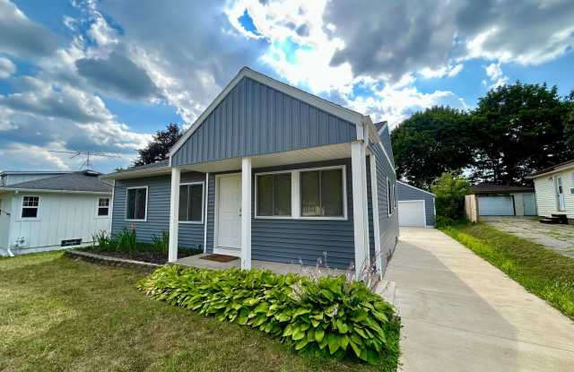 Three Bedroom Home in Northeast Grand Rapids photos photos