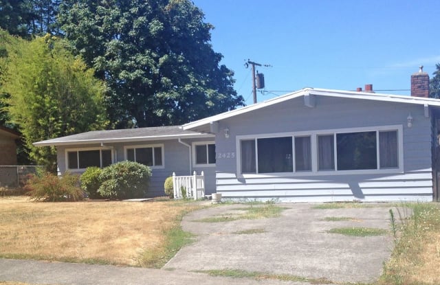 2425 NE 134th Plc - 2425 Northeast 134th Place, Portland, OR 97230