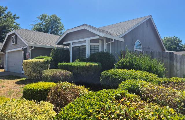 Updated 3 Bedroom Home photos photos