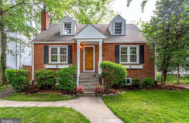 1709 S QUINCY ST - 1709 South Quincy Street, Arlington, VA 22204