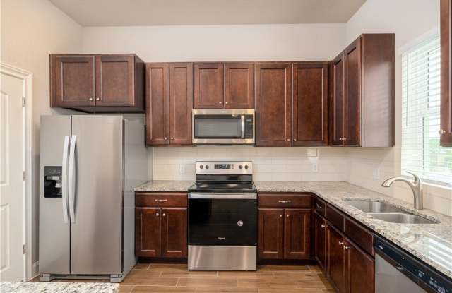 107 High Drive Drive - 107 High Drive, Canyon Lake, TX 78070