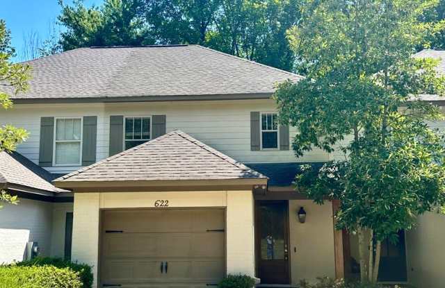 Beautiful 2 Bed/ 2.5 Bath Townhome In Gated Community in Flowood!! - 622 Braeburn Court, Flowood, MS 39232