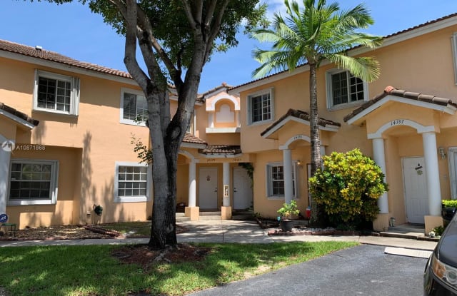 14391 SW 120th Ct - 14391 Southwest 120th Court, Three Lakes, FL 33186
