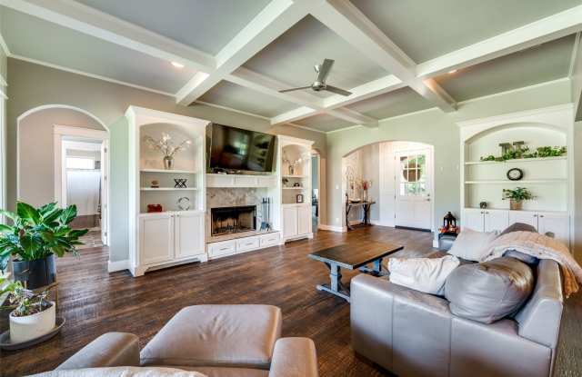650 Cypress Point Drive Gallery 4