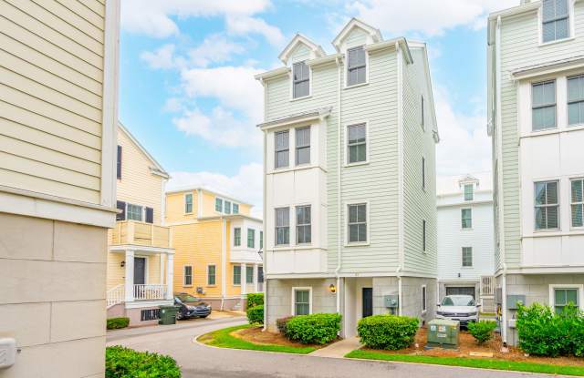 41 Dereef Ct - 41 Dereef Court, Charleston, SC 29403