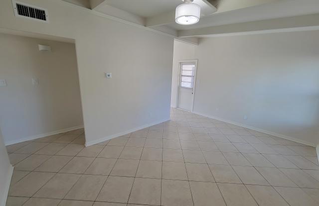 1212 Windermere Way Gallery 2