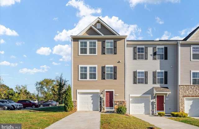 95 TATE MANOR Drive Gallery 1