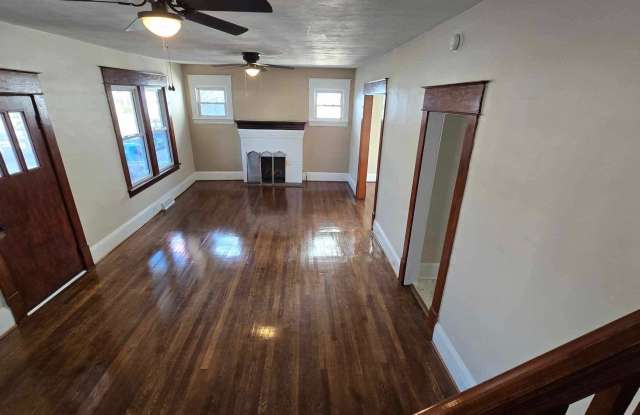 2138 Memorial Avenue Southwest Gallery 3