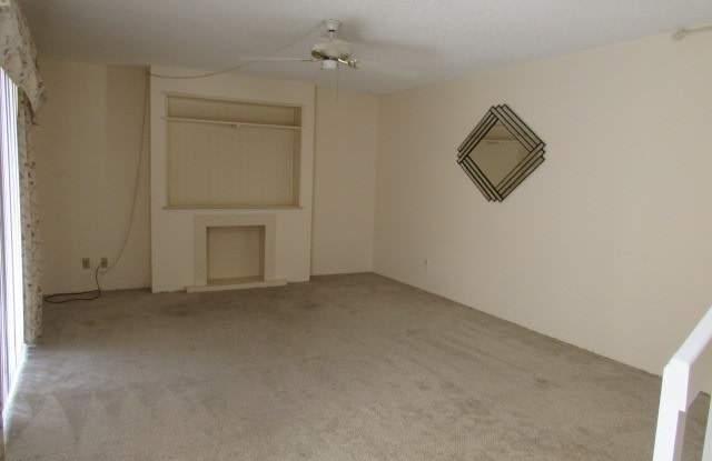 12330 Woodrose Court Gallery 4