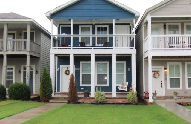 3415 W. Clabber Creek Blvd. - 3415 Clabber Creek Boulevard, Fayetteville, AR 72704