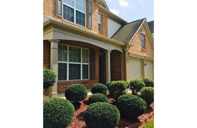 5015 Cypress Point Drive Gallery 2