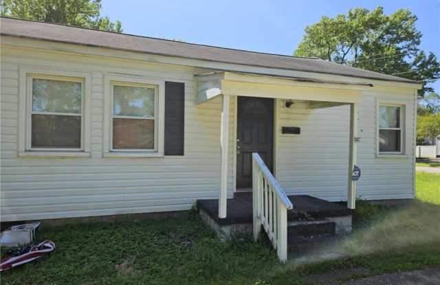 31 Beacon Road - 31 Beacon Road, Portsmouth, VA 23702