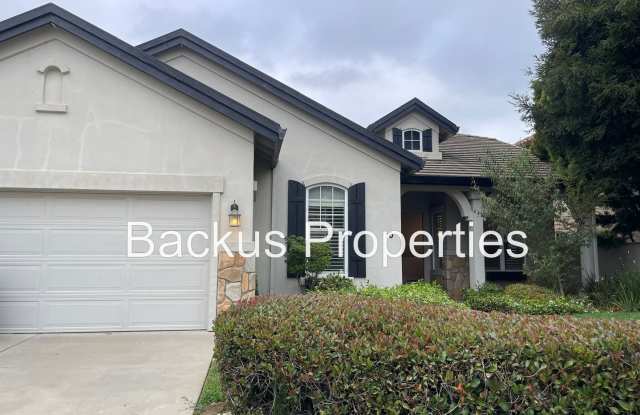 Wonderful four bedroom home close to shopping centers and parks photos photos