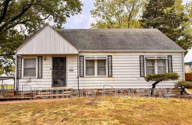 6020 Raytown Rd - 6020 Raytown Road, Raytown, MO 64133