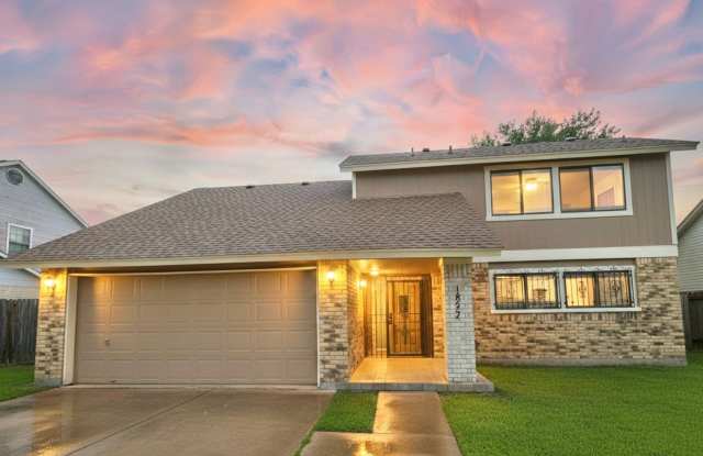 NEW IN MANAGEMENT - AVAILABLE NOW! photos photos