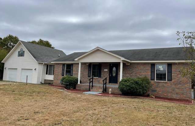 Spacious 4-Bedroom Home with Bonus Suite in Moulton, AL! photos photos