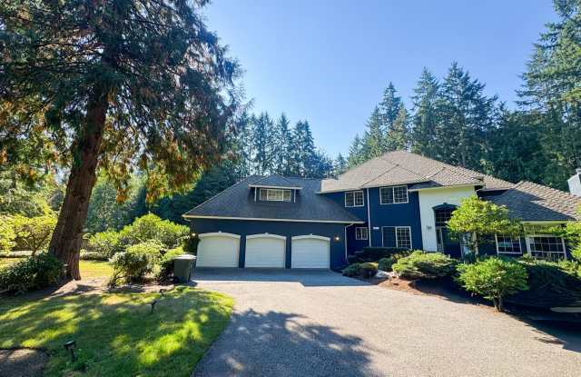 4 Bedroom 3 Bath Spacious Home in Bellevue photos photos