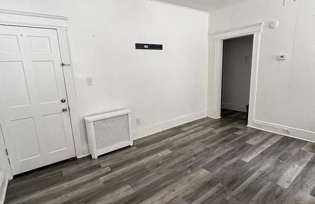 430 Washington Avenue Gallery 4