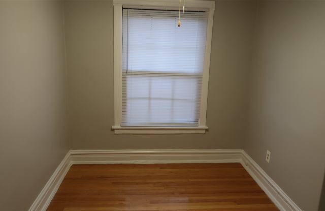 2625 West Gunnison Street - 2625 West Gunnison Street, Chicago, IL 60625