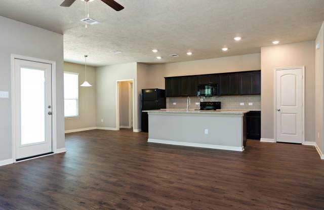 17320 Cedar Rock  - Unit A Gallery 2