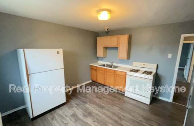 1741 Woodmont Avenue - 1741 Woodmont Avenue, Arnold, PA 15068