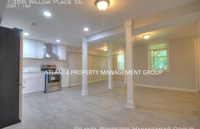 1356 Willow Place SE Gallery 2