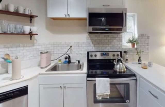 1 Bedroom Single Family Home in La Habra Gallery 3